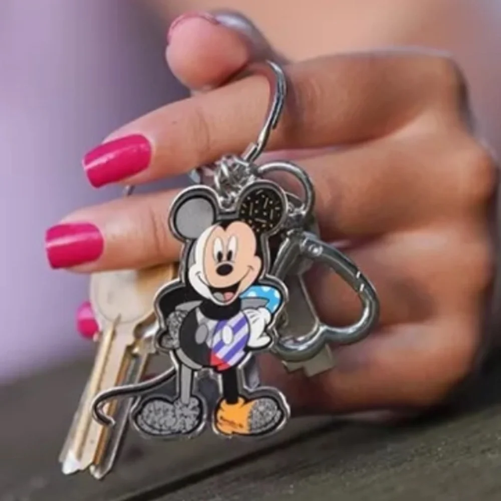 BNWT MICKEY MOUSE 100TH ANNIVERSARY KEYCHAIN BY POP ARTIST ROMERO BRITTO 2023